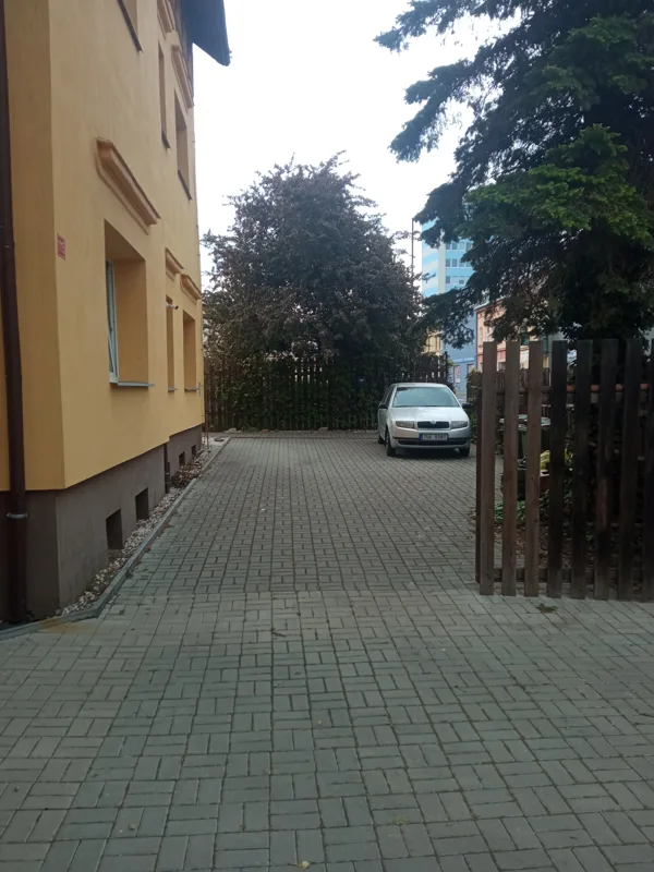 Hlídané parkoviště