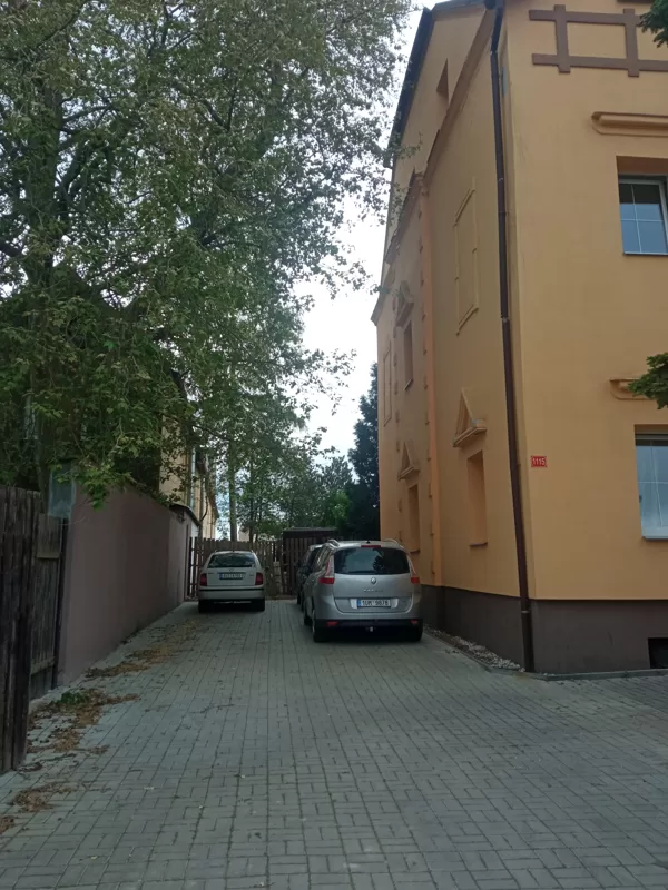 Hlídané parkoviště